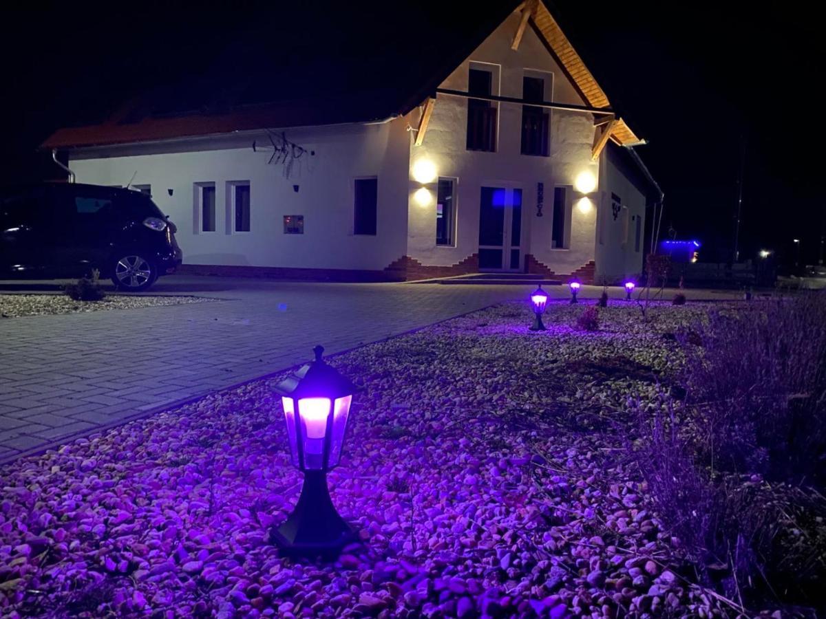 Megnyugtat-Lak Apartmanhaz Demjén 외부 사진