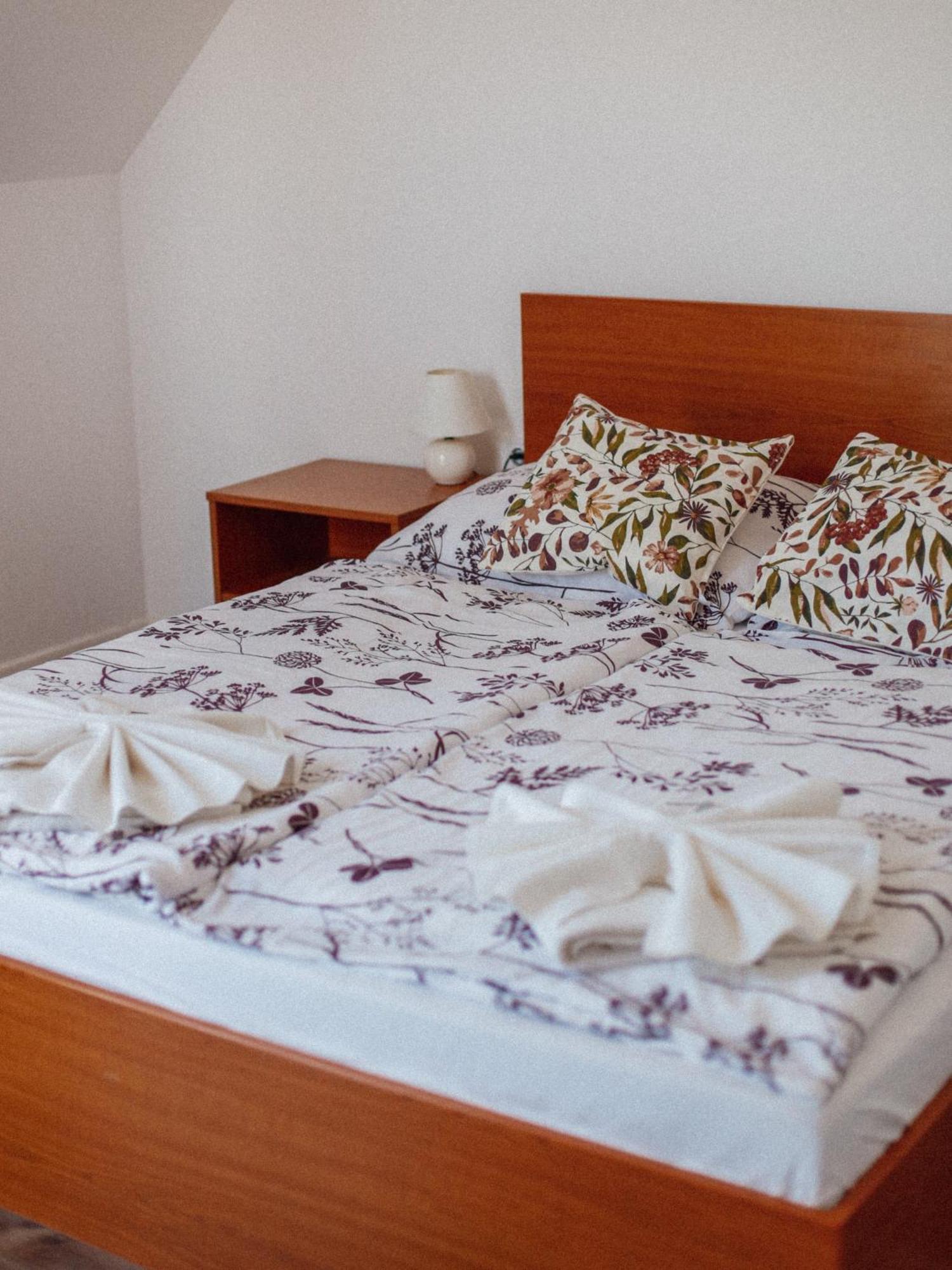 Megnyugtat-Lak Apartmanhaz Demjén 외부 사진